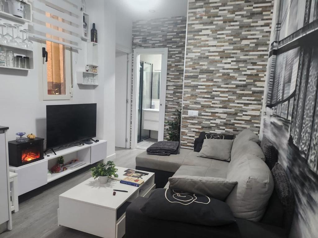 Embajadores, Apartamento Moderno Y Centrico Para 4 마드리드 외부 사진